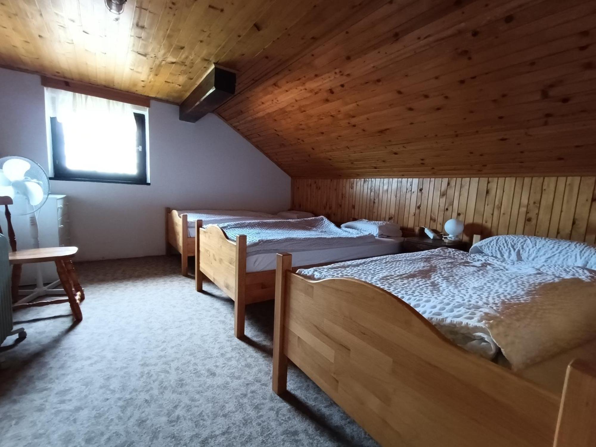 Villa Tourist Farm Strle With Great Local Food à Cerknica Extérieur photo